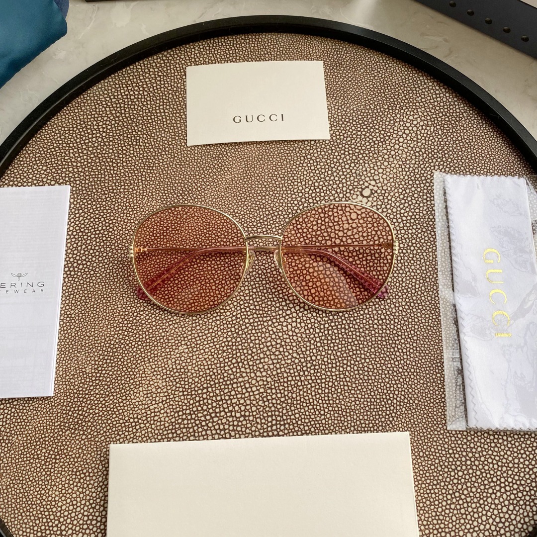 GG1336O Gold Oval Stainless Steel Frame