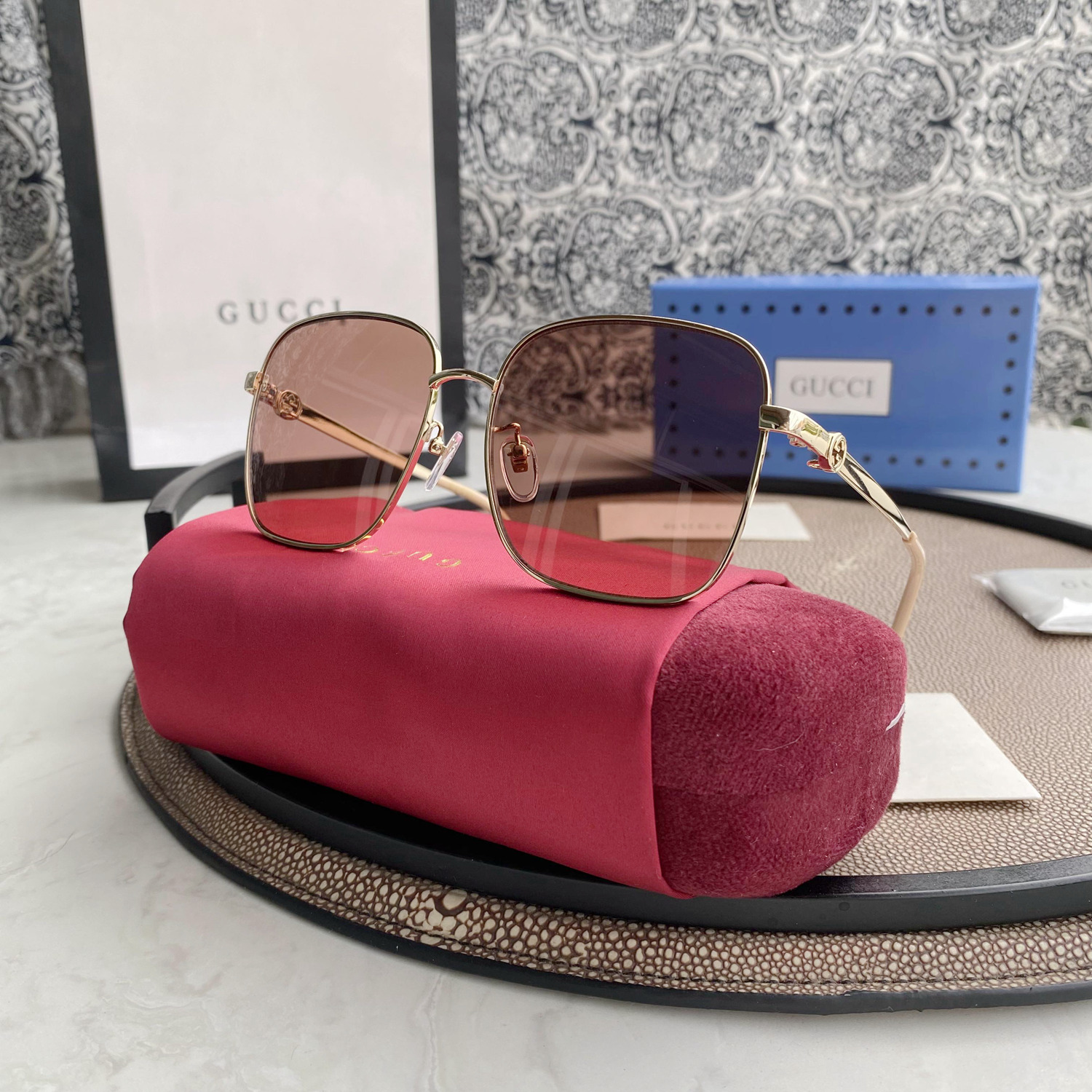 SQUARE-FRAME SUNGLASSES