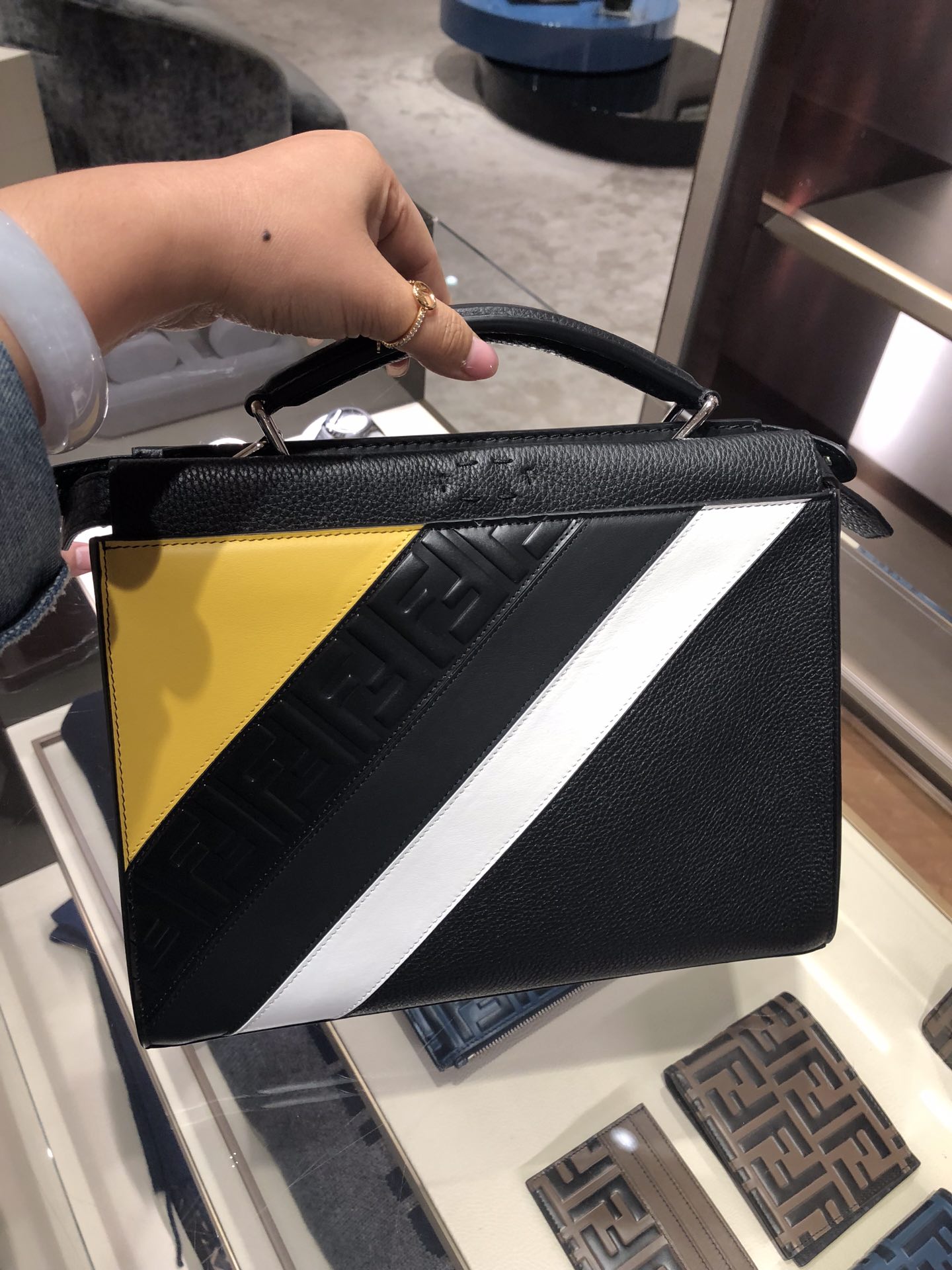 Fendi O’Lock Zipper
