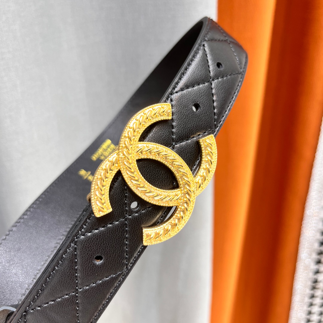 Chanel leather belt