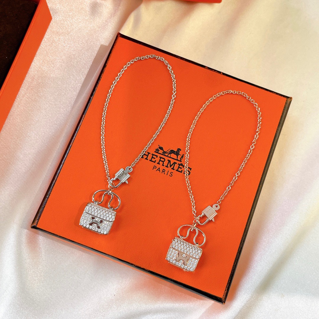 Hermès Amulettes Constance Bracelet