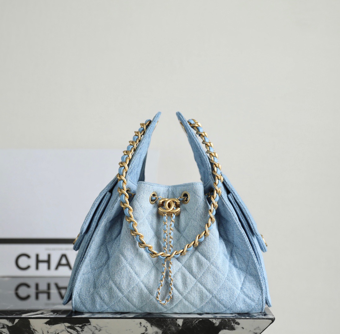 CHANEL 25 MEDIUM HANDBAG