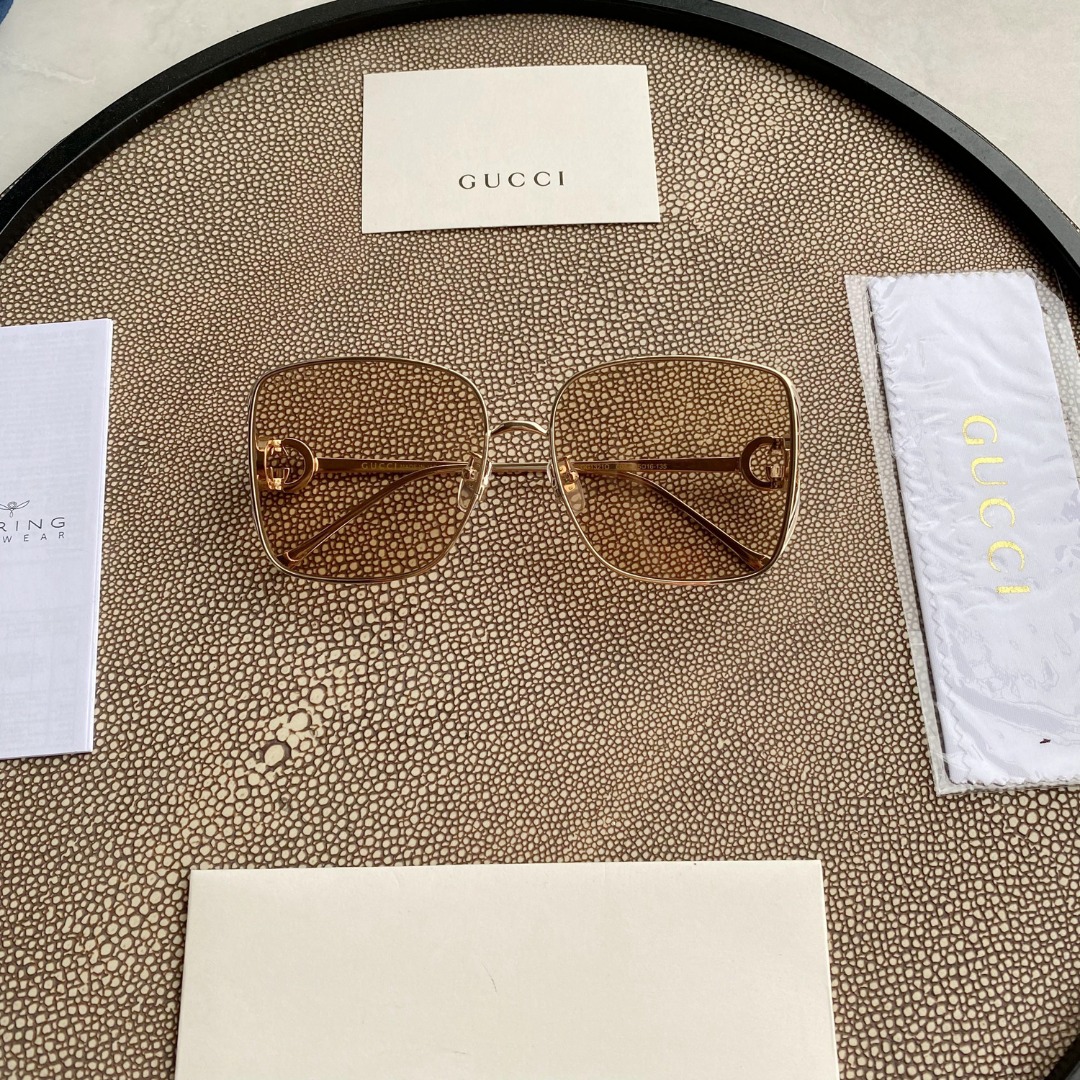 GUCCI SUNGLASSES