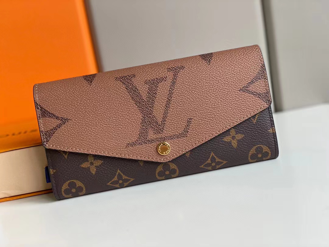 Louis Vuitton Sarah Wallet