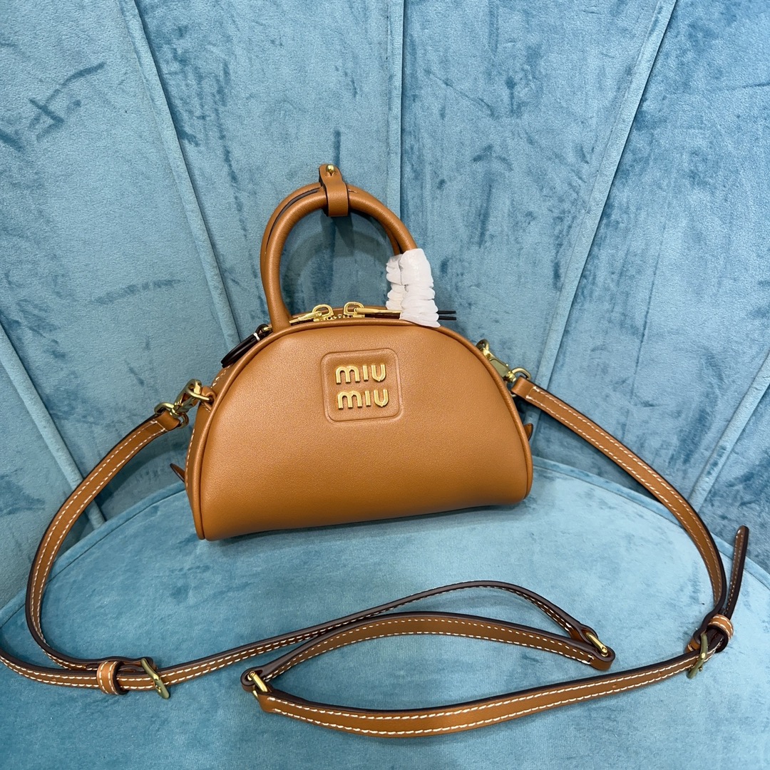 Top-Handle bag