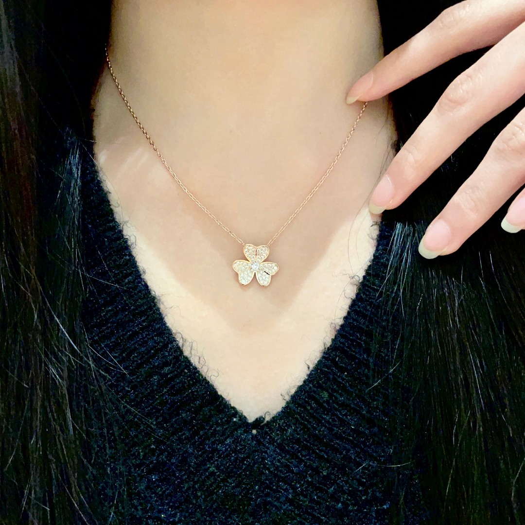 Van Cleef Vintage Alhambra Necklace