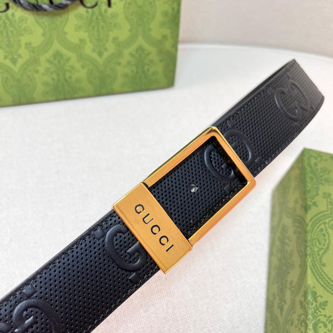 GG belt with silver buckle