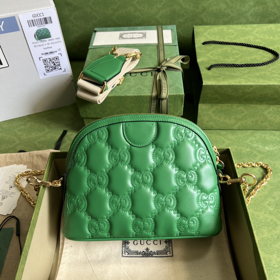 GG Matelassé leather small bag
