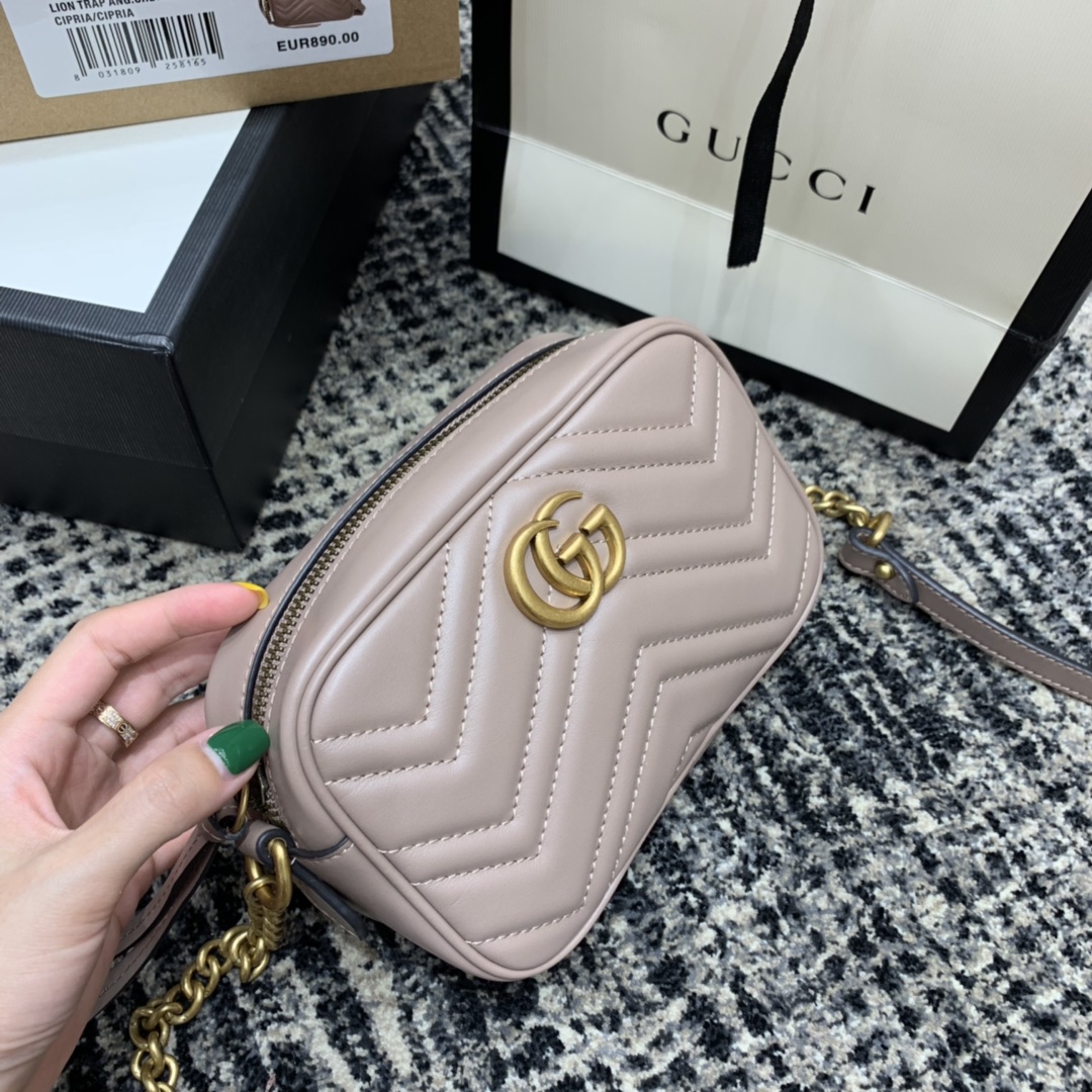 𝗚𝘂𝗰𝗰𝗶 𝗺𝗮𝗿𝗺𝗼𝗻𝘁