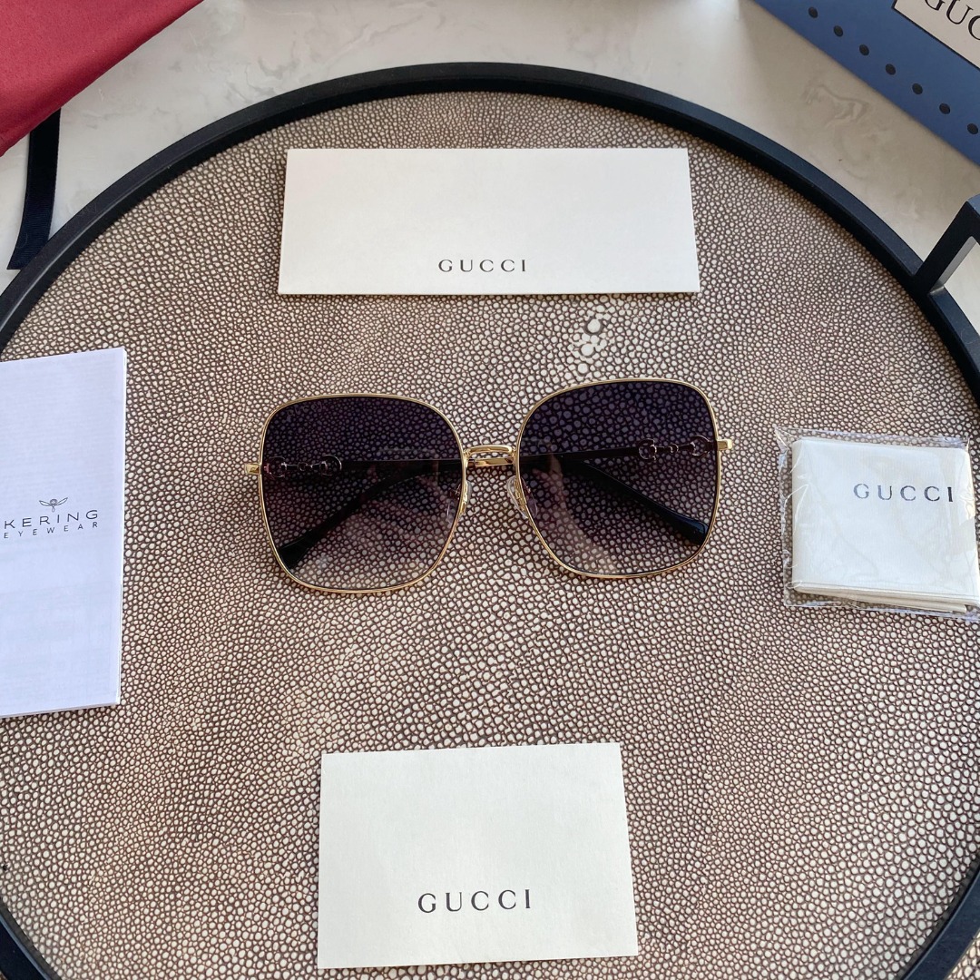 SQUARE-FRAME SUNGLASSES