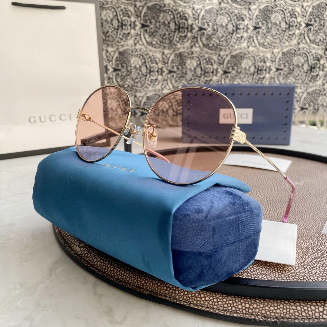 GG1336O Gold Oval Stainless Steel Frame