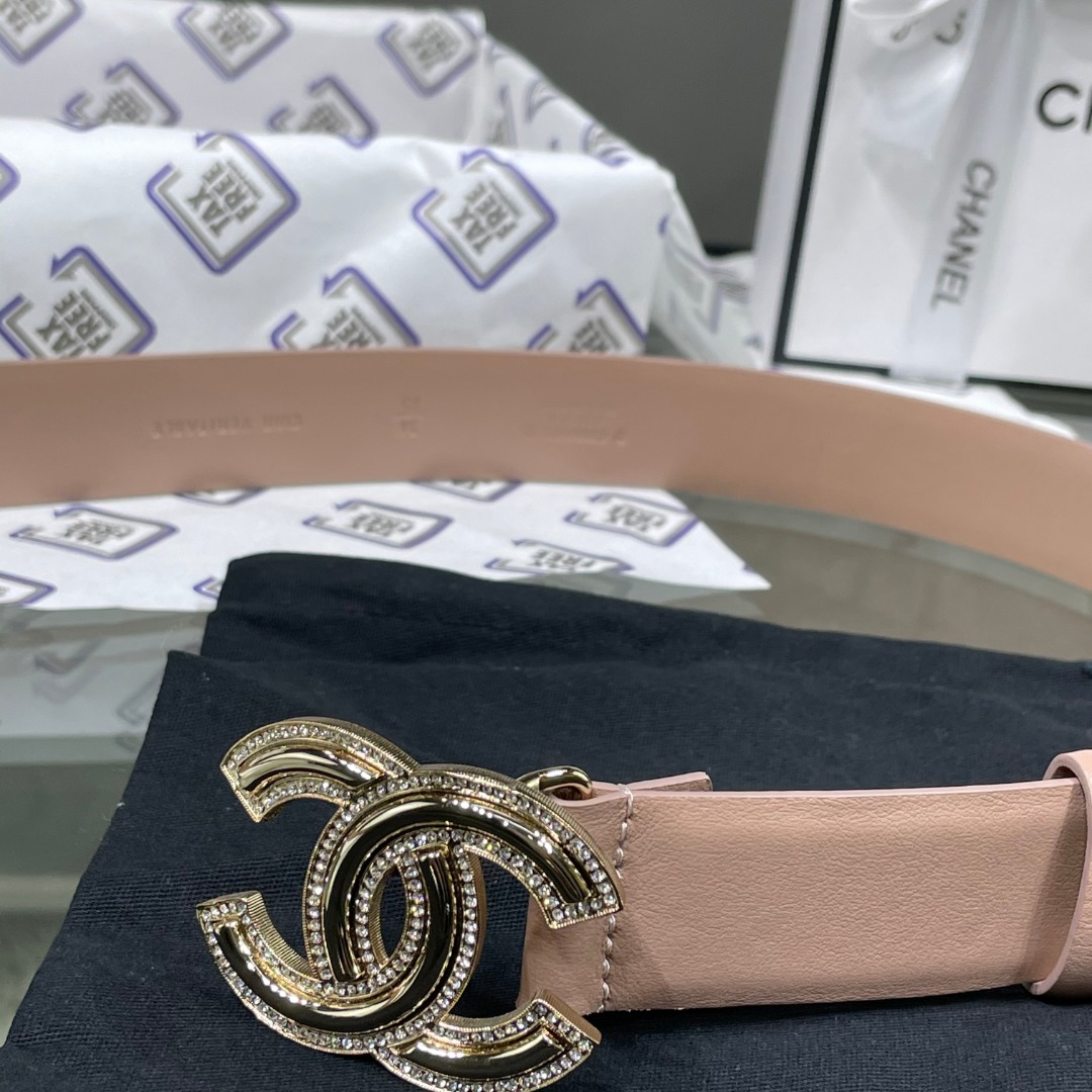 Chanel Red Patent Leather CC Logo Belt