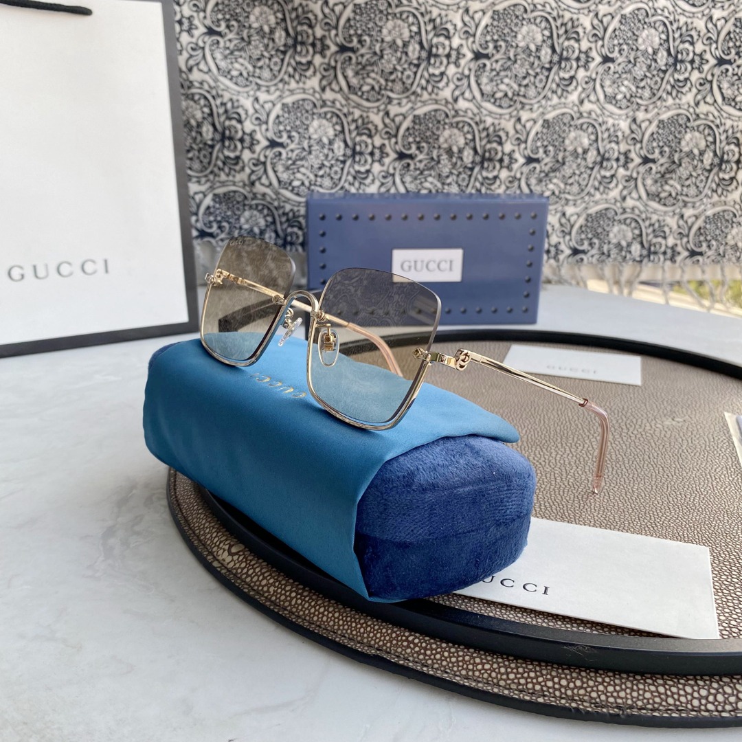 GUCCI EYEWEAR SUNGLASSES