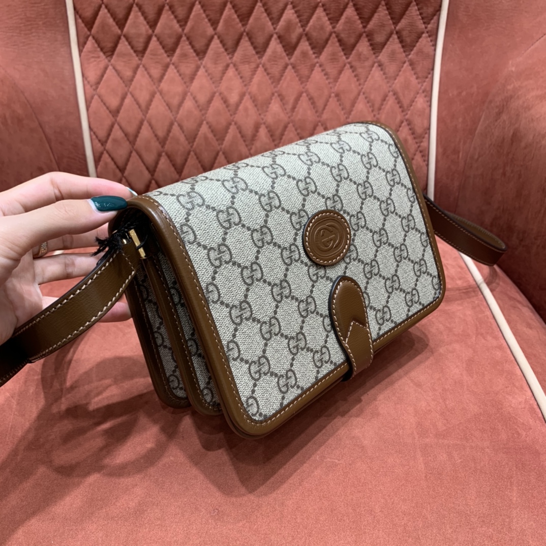 Gucci Retro bag