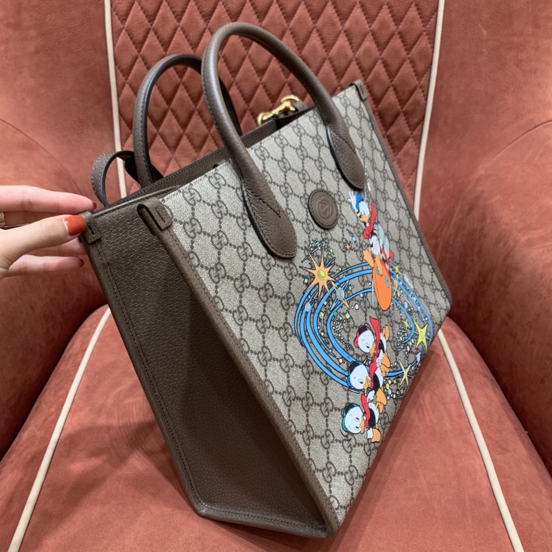 𝙂𝙪𝙘𝙘𝙞 𝙭 𝘿𝙞𝙨𝙣𝙚𝙮 𝙩𝙤𝙩𝙚