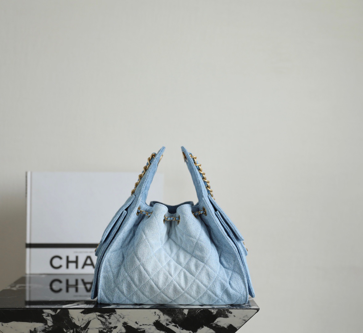 CHANEL 25 MEDIUM HANDBAG
