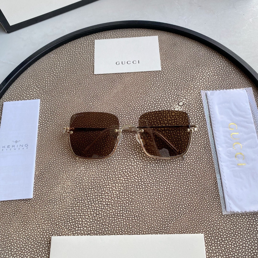 GUCCI EYEWEAR SUNGLASSES