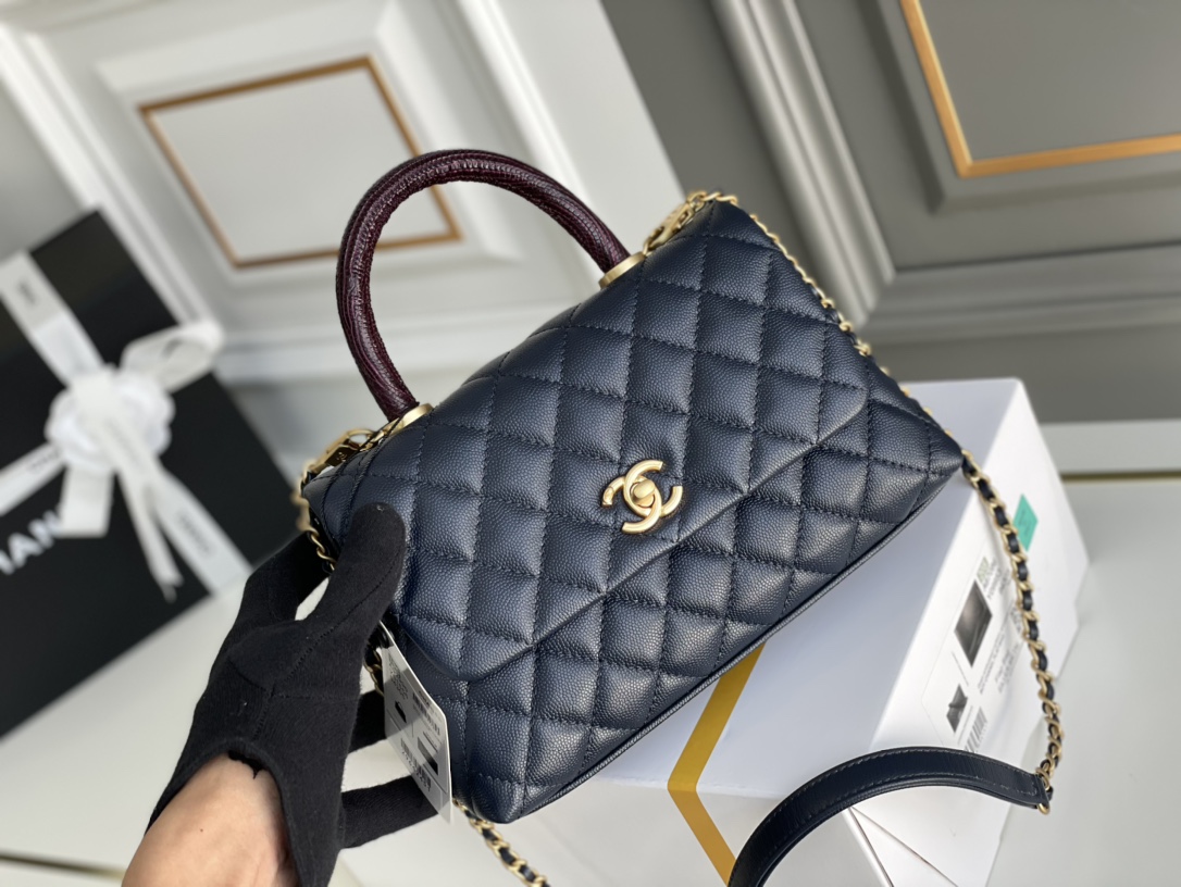 CHANEL COCO HANDLE