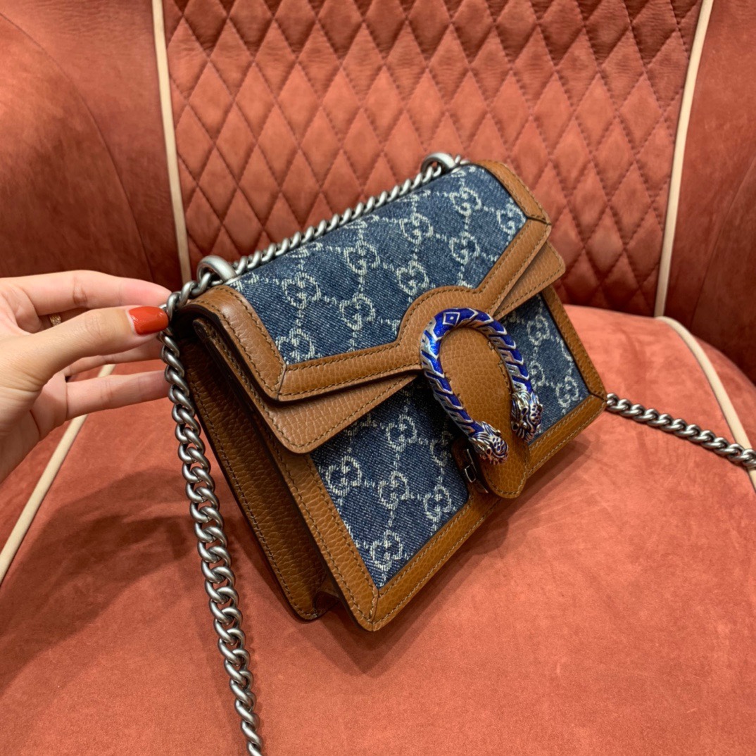 𝙂𝙐𝘾𝘾𝙄 𝘿𝙀𝙉𝙄𝙈