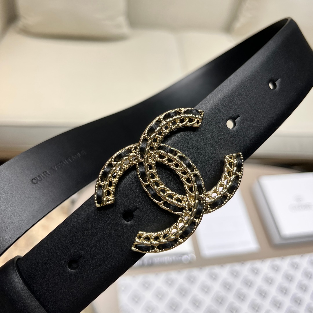 Chanel leather belt