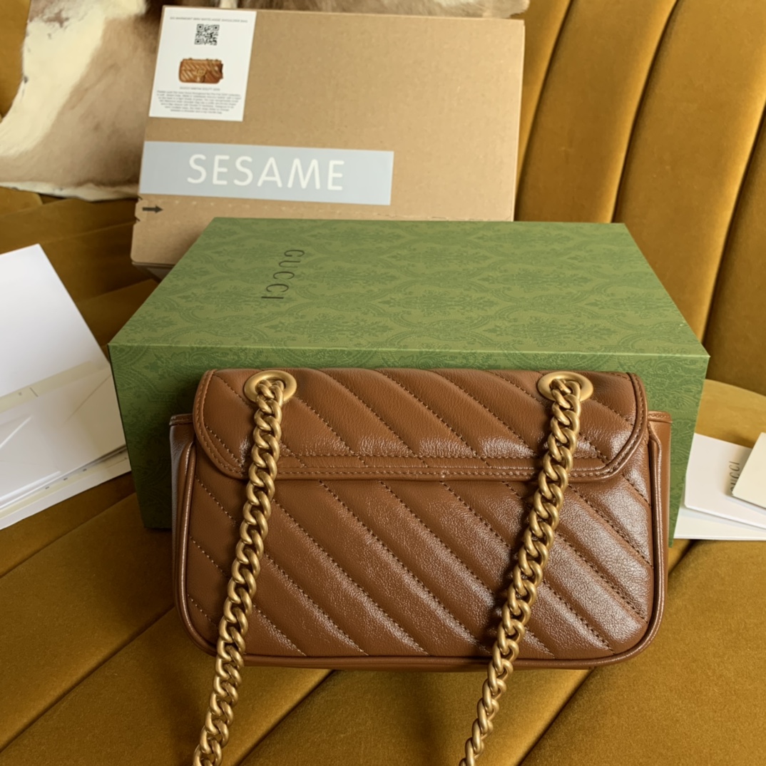 GG Marmont mini matelassé shoulder bag