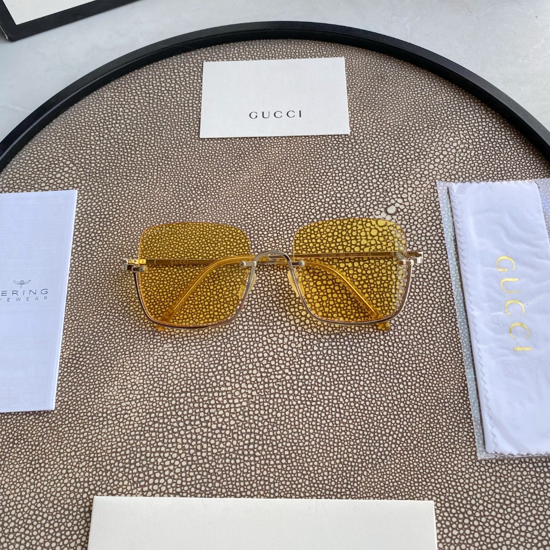 GUCCI EYEWEAR SUNGLASSES
