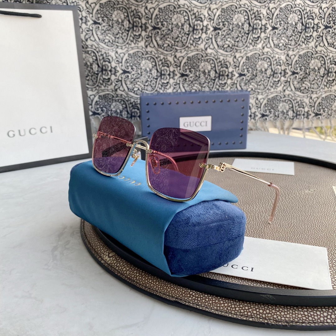 GUCCI EYEWEAR SUNGLASSES