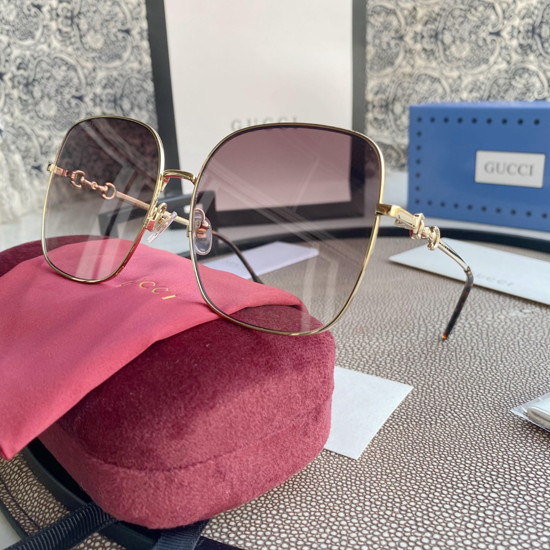 SQUARE-FRAME SUNGLASSES