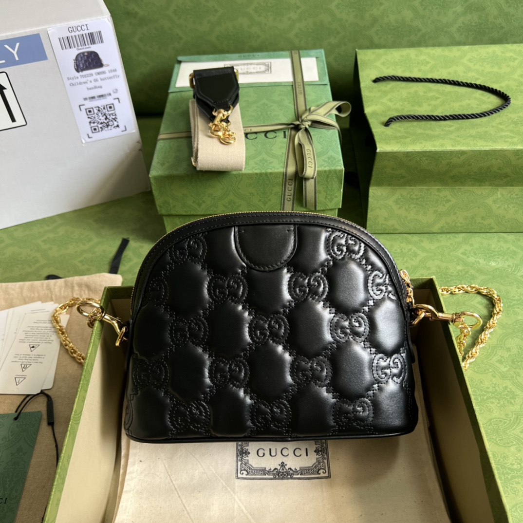 GG Matelassé leather small bag