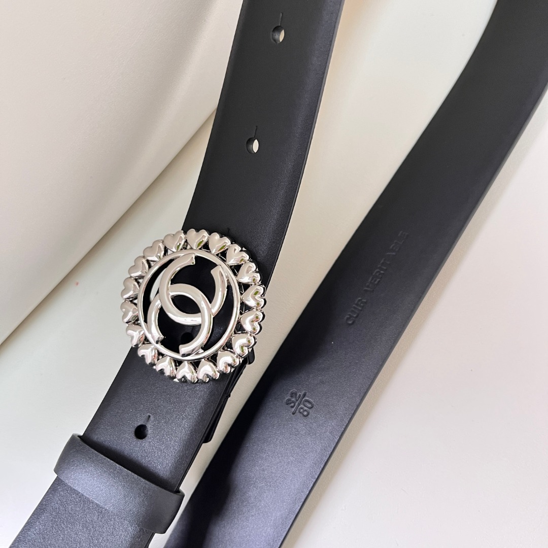 CHANEL Heart Casual Style Unisex Blended Fabrics Plain Party Style