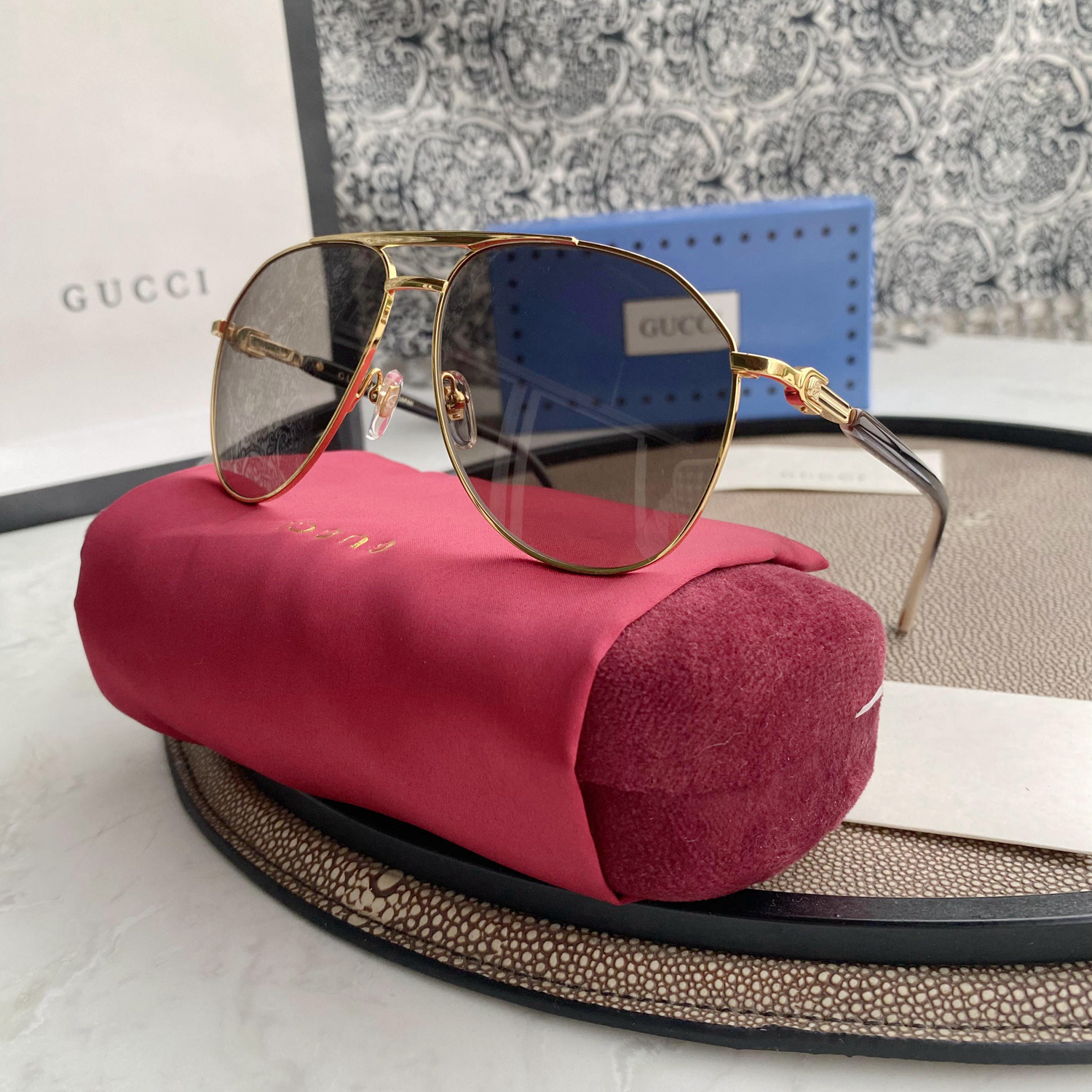 GUCCI EYEWEAR SUNGLASSES