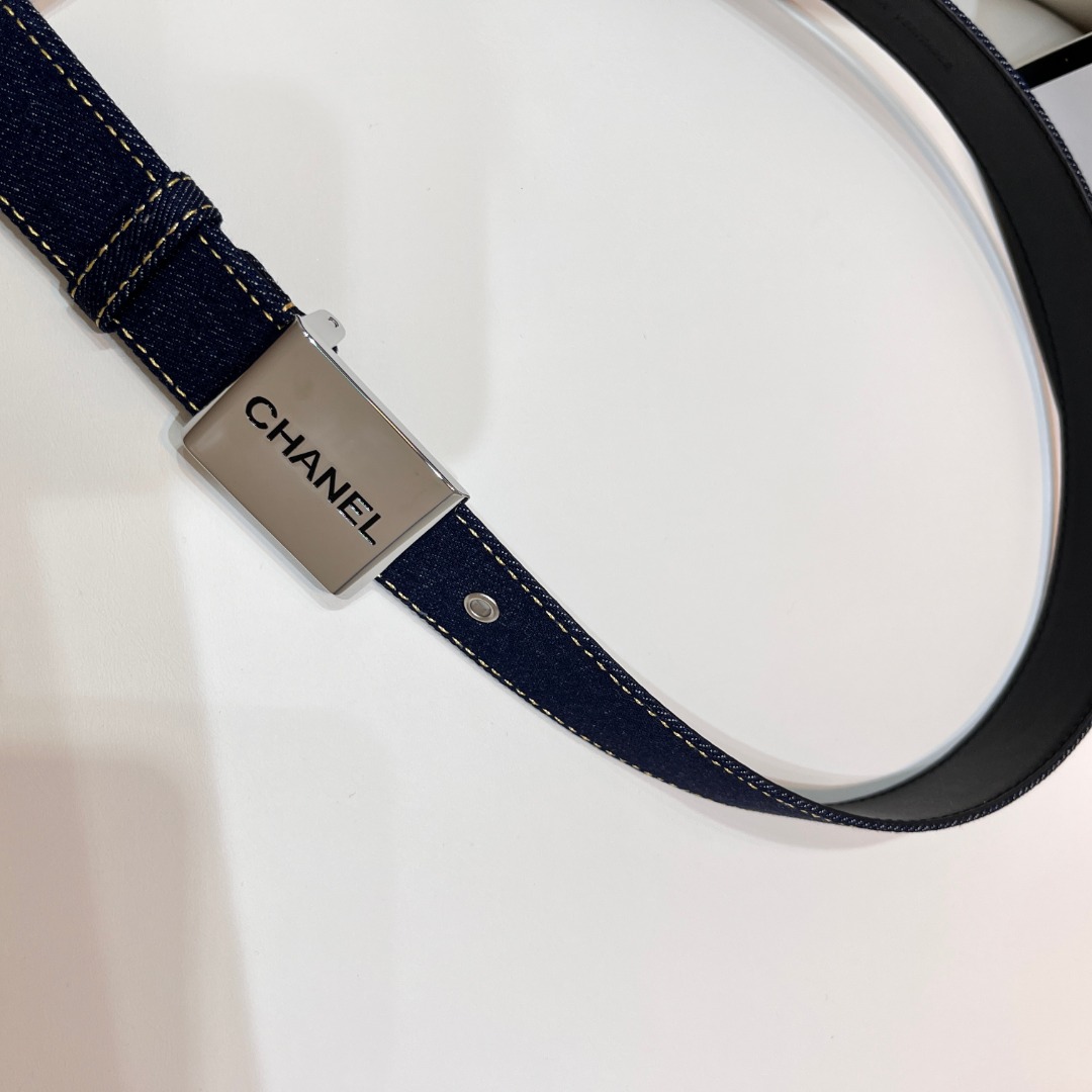 CHANEL Pre-Owned 1990s CC Turn-lock denim belt