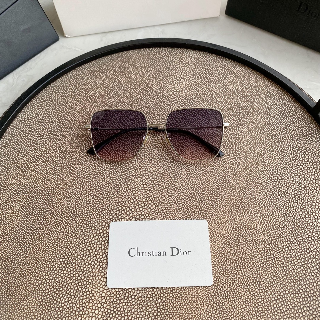 SGCRD DIORSTELLAIRE1