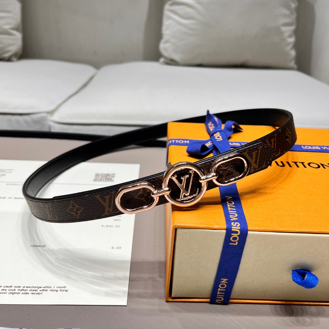 LV Diamond Plug Outlet