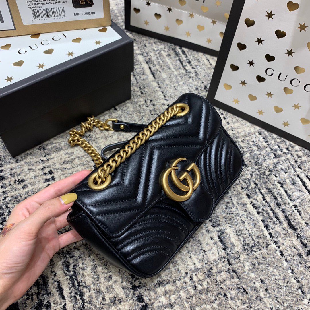 GG Marmont mini matelassé shoulder bag