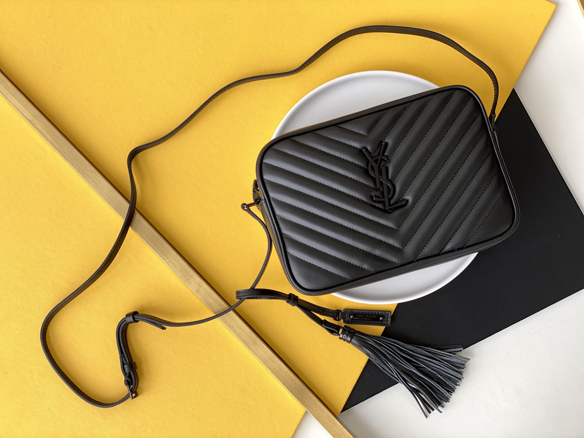 MONOGRAM SAINT LAURENT