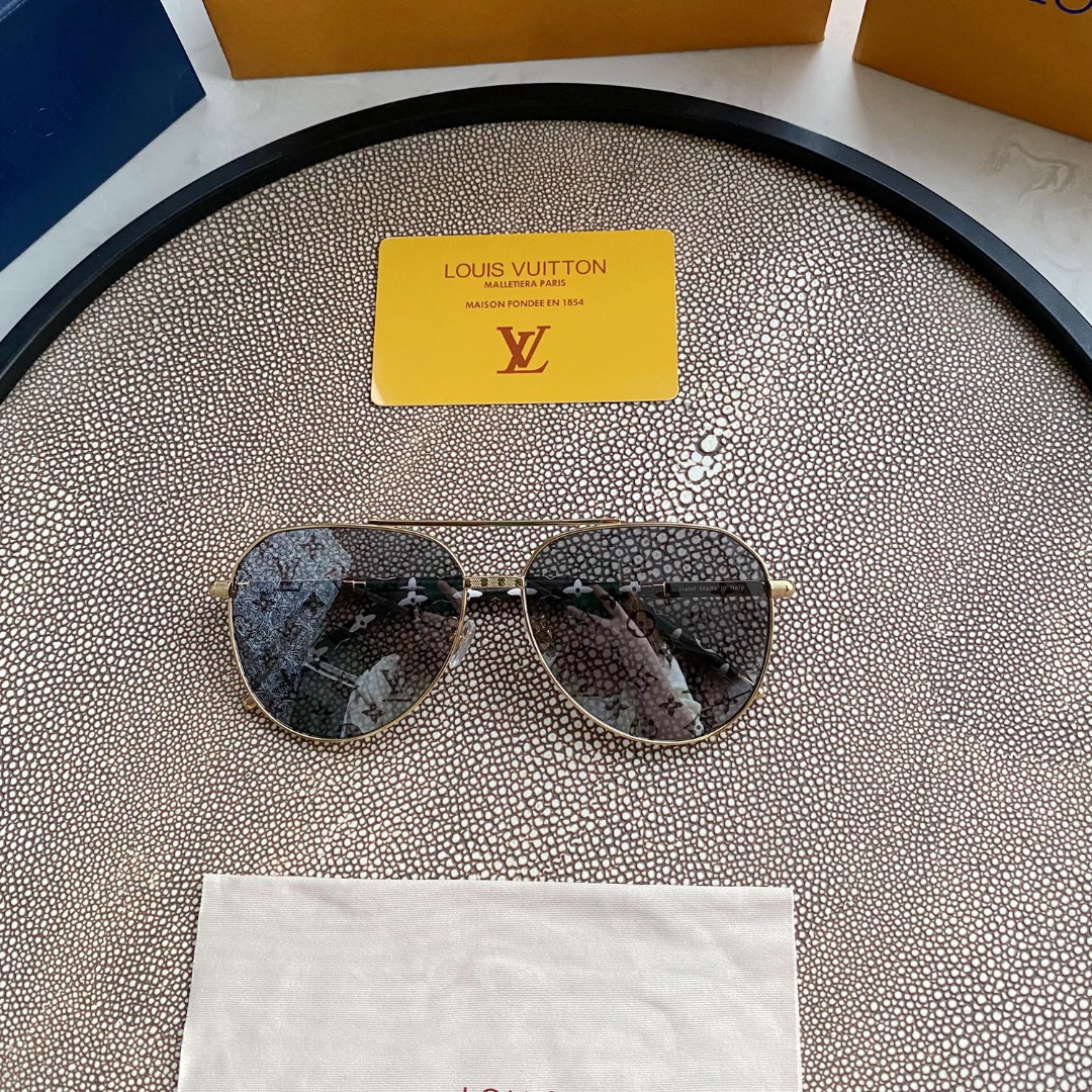 LV SUNGLASSES