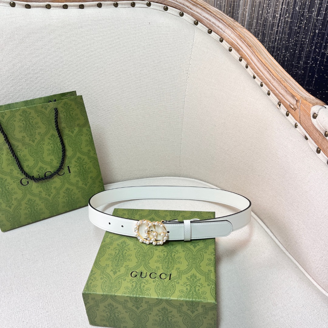 Gucci Pearl Double G