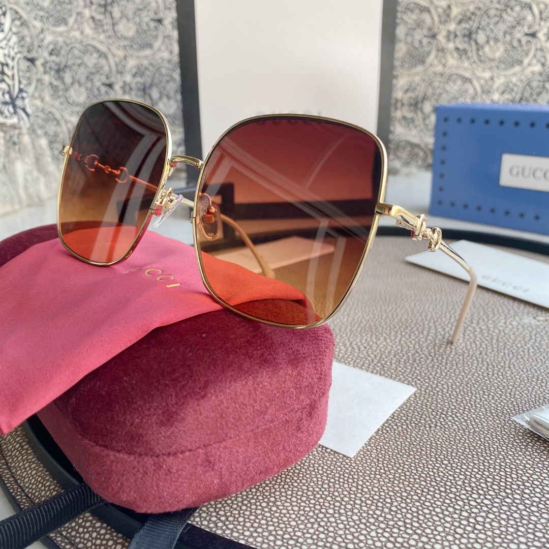 SQUARE-FRAME SUNGLASSES