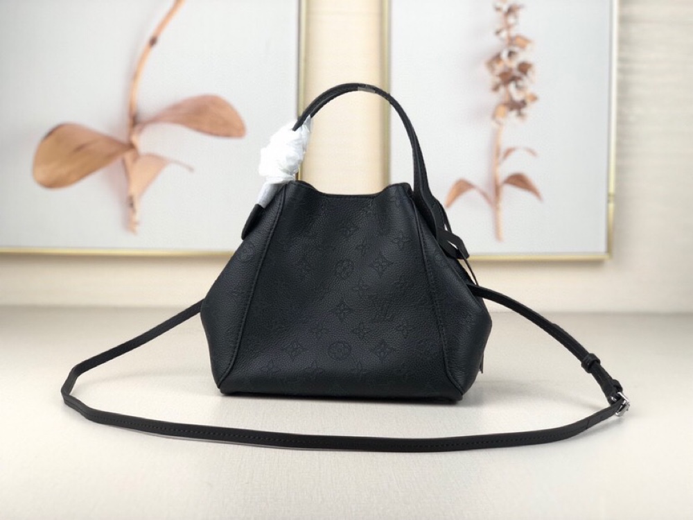 Louis Vuitton Mahina Leather Hina PM