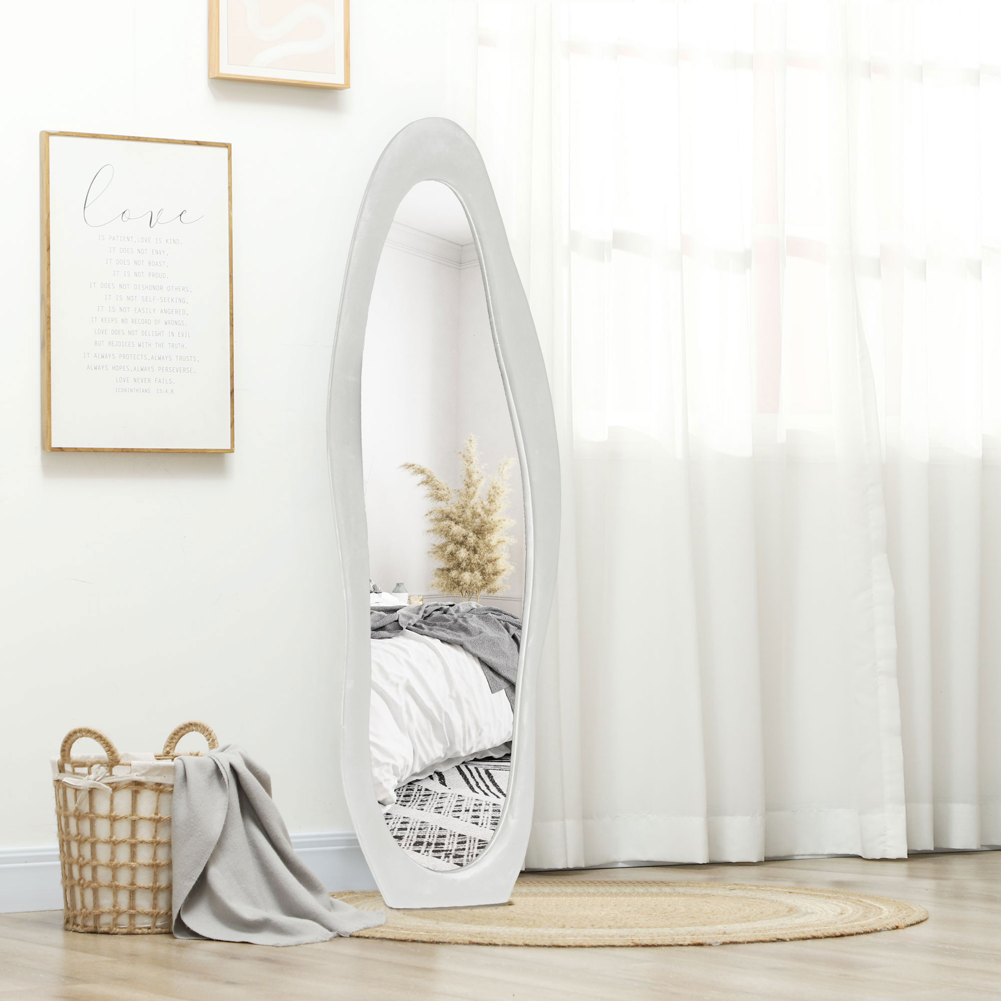 HOMCOM Volledige Lichaamsspiegel, Golvende Vorm, 160 x 50 cm, Vrijstaand, Fluweelachtige Framebekleding, Slaapkamer, Woonkamer, Wit