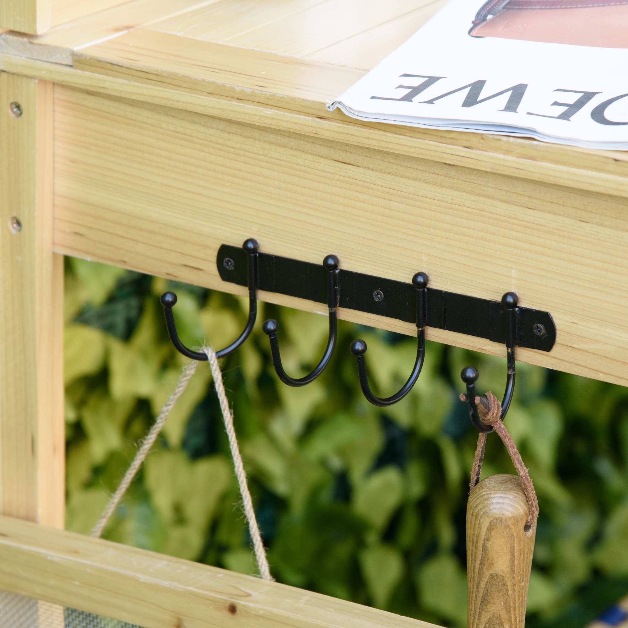 Outsunny plantentafel tuintafel met 8 haken ladeplank bloementafel van hout voor tuinterras naturel 151 x 45,5 x 143 cm