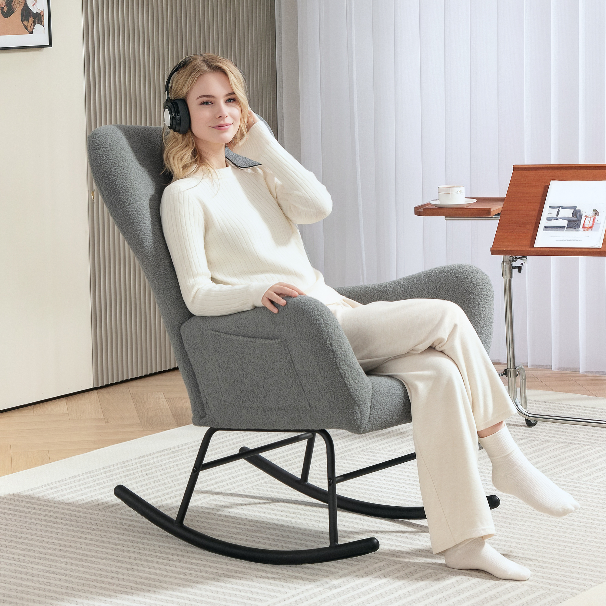 HOMCOM Schommelstoel, Pluizige Bekleding, Lendekussen, Antislip, Tot 120 kg, Grijs