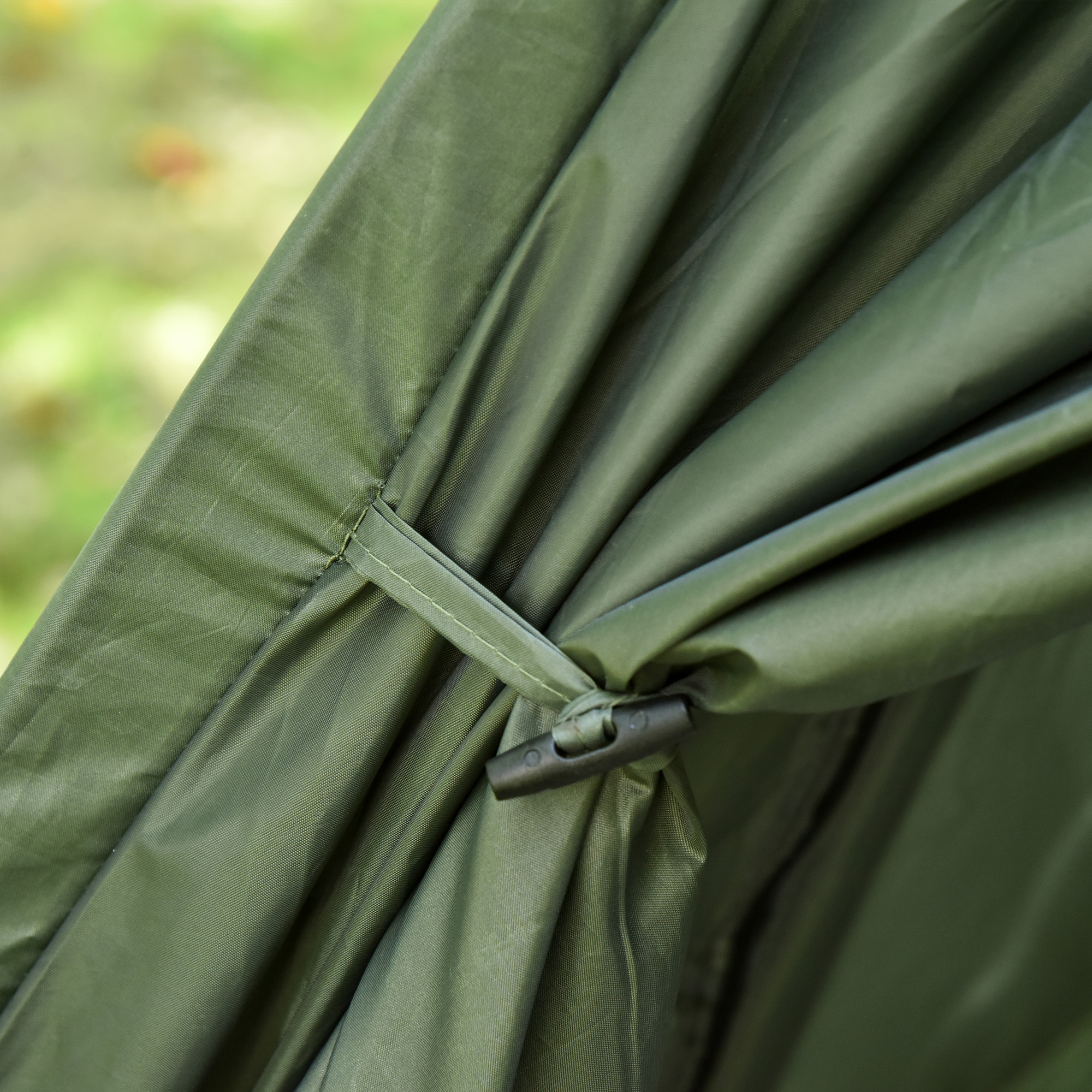 Outsunny Campingbedje met Matras Hoge Slaap Draagbaar, Groen