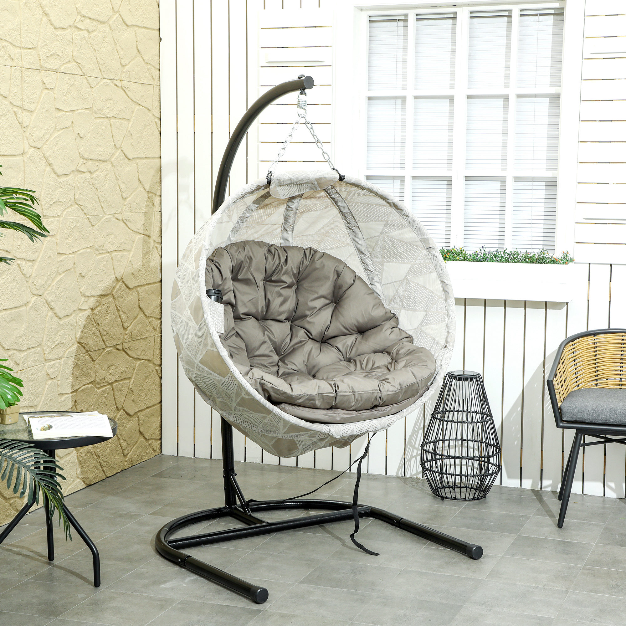 Outsunny Eivormige hangmand, hangstoel met schommelfunctie en opvouwbare mand, tuinstoel, bekerhouder, Zandbruin