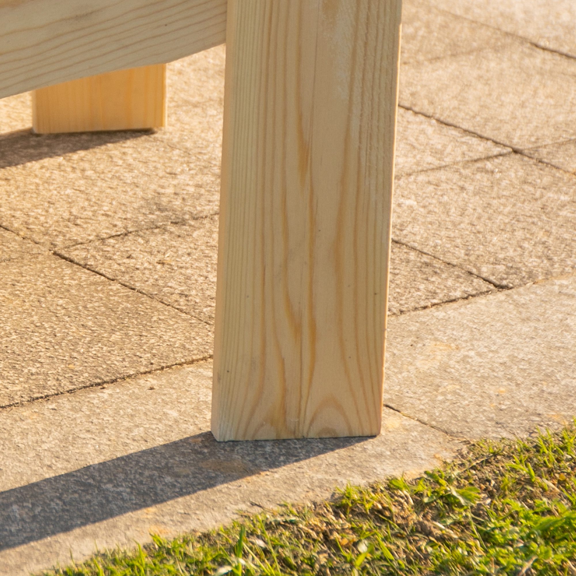 Outsunny 2 tuinstoelen met bijzettafel naturel dennenhout 178 x 87 x 92 cm