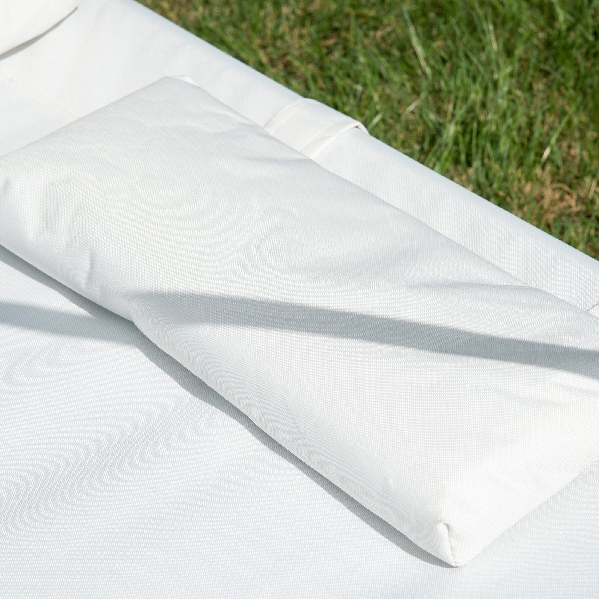 Outsunny Doppelliege Sonnenliege Relaxliege mit Sonnendach rollbar Stahl Cremeweiß/Grau