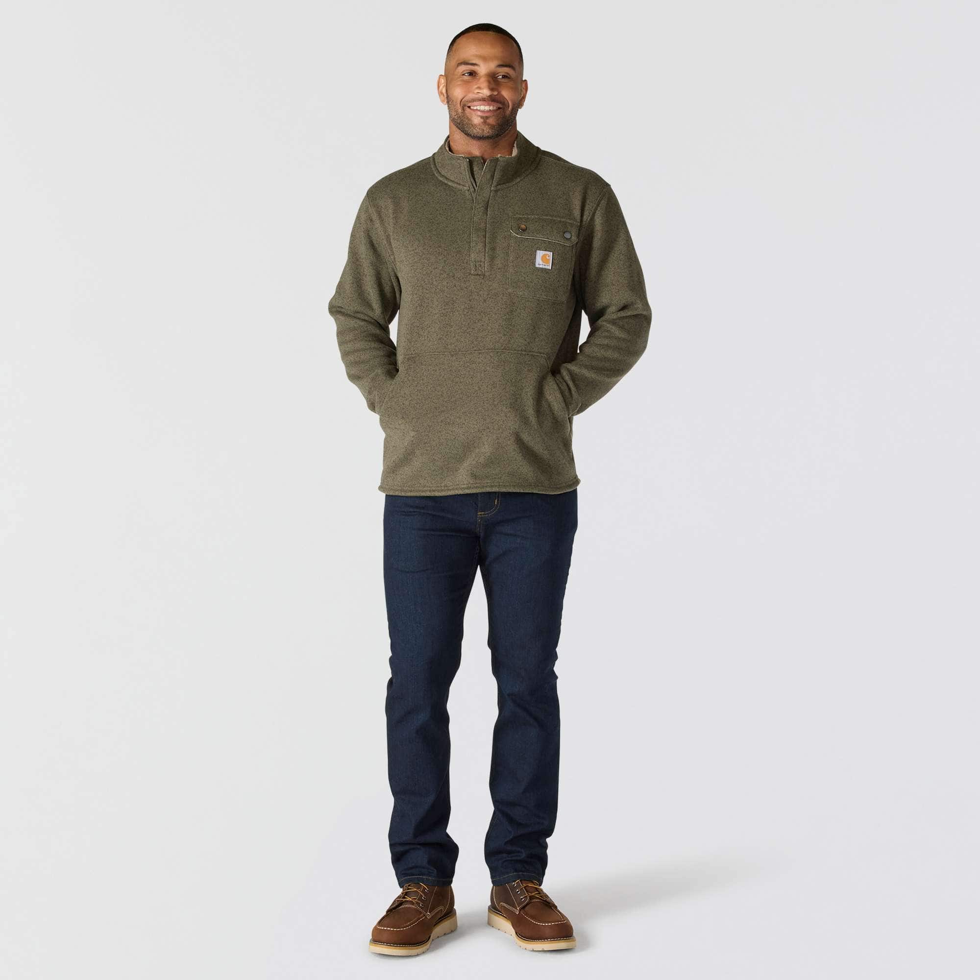 Relaxed Fit Midweight Quarter-Zip Pocket Sweater Fleece