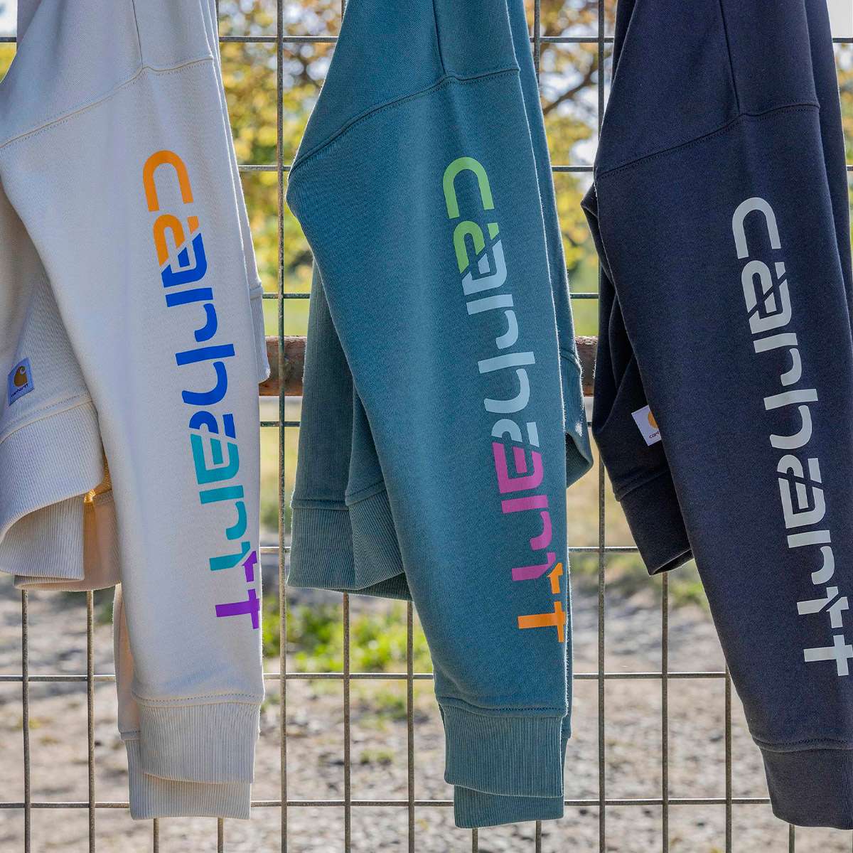 Women's TENCEL™ Fiber Series Loose Fit Sleeve Graphic Sweatshirt