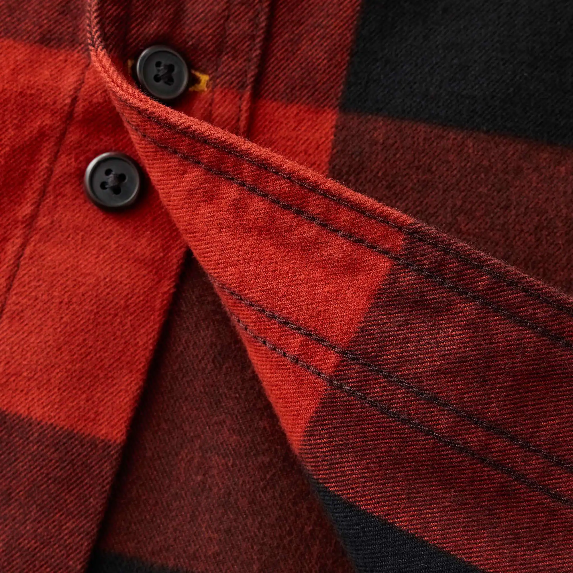 Loose Fit Heavyweight Flannel Long-Sleeve Plaid Shirt